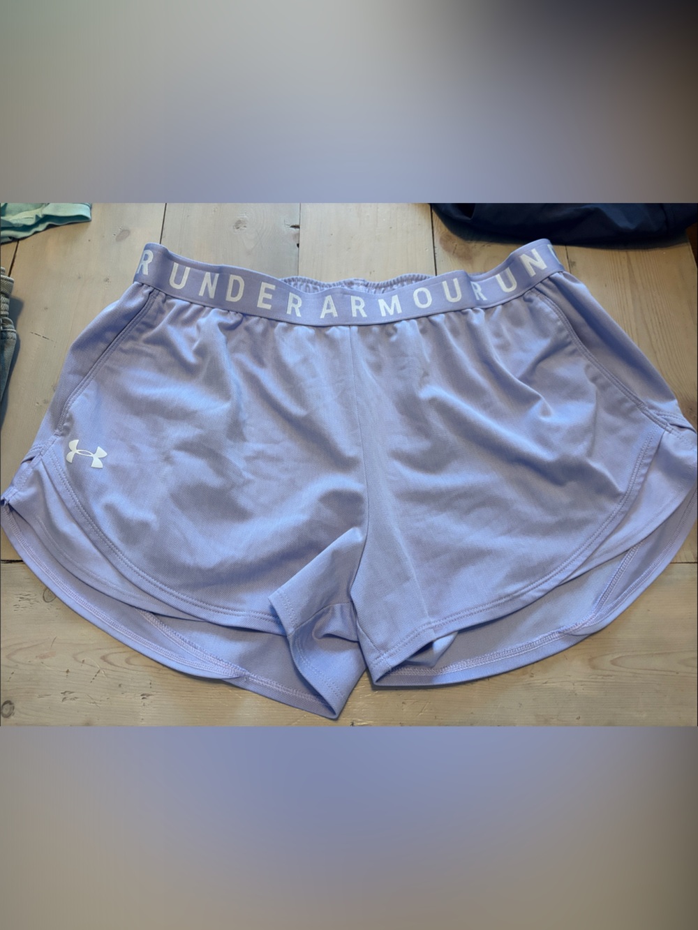 Under Armour Lilac Women's Athletic Shorts with Branded Waistband size XL